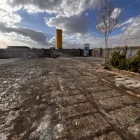 کارگاه تولیدی با تمامی دستگاها