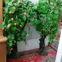 دو تا درخت مصنوعی