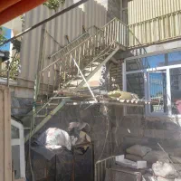 راه پله آهنی محکم بدون پوسیدگی