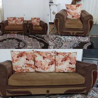 مبل با جلو مبلی و میز عسلی