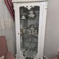 یه عدد بوفه خیلی تمیز