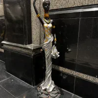 مجسمه گچی فروش فوری