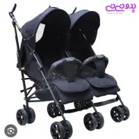 کالسکه دوقلو کنارهم