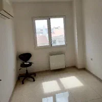 اجاره اتاق و میز ناخن و تخت مژه کار و میکروکار|اجارهٔ دفتر کار، اتاق اداری، مطب|رشت, جهاد|دیوار