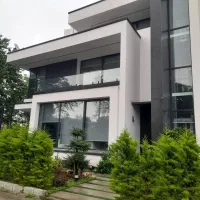 مدرن ساحلی **چلک**