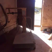 باسکول ۱۰۰ کیلویی