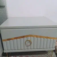 تخت خواب با توشک در حد نو فقط شیش ماه استفاده شده