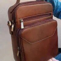 کیف رودوشی مردانه چرم طبیعی دستدوز