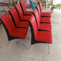 صندلی با پایه فلزی