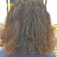 خدمات تخصصی کراتین واحیای مو،رنگ و لایت|خدمات آرایشگری و زیبایی|مشهد, راهنمایی|دیوار