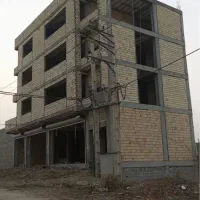 بنا سفت کار ساختمانی هستم