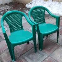 صندلی بزرگسال پلاستیکی