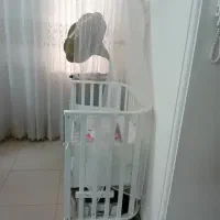 تخت کنار تخت نوزاد + پشهبند و تشک|تخت و صندلی بچه|ماهدشت, |دیوار