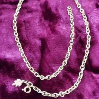 گردنبند طلا با پلاک برگ درحد نو به قیمت تابلو