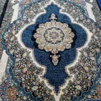 ۴ تخته فرش ۹ متری ۷۰۰ شانه و یک جفت پشتی