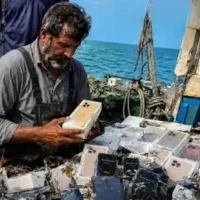 ایفون 18دریایی