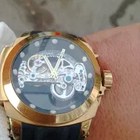 یک عددساعت مچی شیک زداب