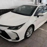 تویوتاکرولا ۱۸۰۰هیبرید