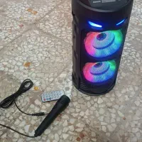 اسپیکر کاملا سالم