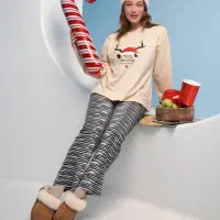 انواع ست،کاپشن،لباس ورزشی و..با بهترین قیمت