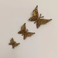 پروانه دیواری و گوزن برنز