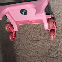 چرخ کیف|کیف، کفش، کمربند|قم, دروازه ری|دیوار