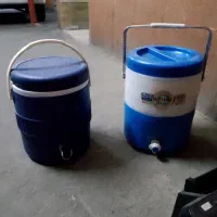 موکت بسیارتمیز وسالم کرم رنگ به ابعاد۱۸متر