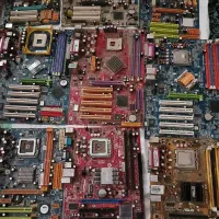 کامپیوتر های قدیمی و از کار افتاده|رایانه رومیزی|زنجان, |دیوار