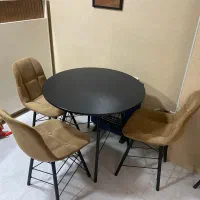 میز و صندلی