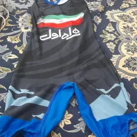 کفش ولباس کشتی|لباس|القجر, |دیوار