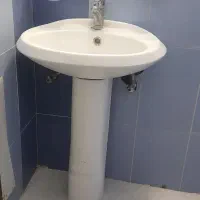 روشویی به همراه شیر