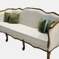 مبل و میز ناهارخوری