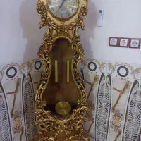 ساعت ایستاده کاملا سالم