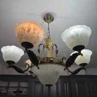 لوستر یک عدد ۶ شاخه و دو عدد ۵ شاخه