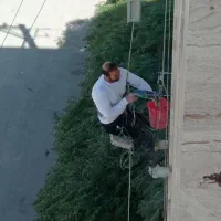 پیچ رولپلاک نما شستشو نصب توری راپل بدون داربست|خدمات پیشه و مهارت|خرمآباد, |دیوار