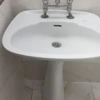 روشویی با شیرآلات