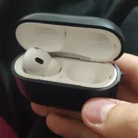 ایرپاد گم شده یه گوشش مژدگانی میدم