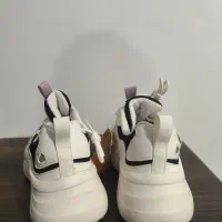 کتانی سایز ۳۶ برند ۳۶۱|کیف، کفش، کمربند|تهران, ازگل|دیوار