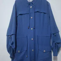 مانتو|لباس|بندر انزلی, انقلاب|دیوار