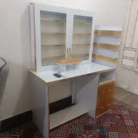 میز ناخن همراه با استند دیواری