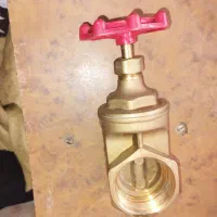 شیر فلکه برنجی ۶۳(سایز ۲اینچ)نو