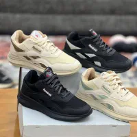 تولیدی کتونی ریبوک زنانه