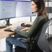 استخدام خانم آشنا ب کامپیوتر