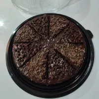 کیک خانگی کافیشاپ خیس شکلاتی گردو با ارسال رایگان