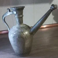 افتابه مسی مغولی قدیمی|کلکسیون اشیاء عتیقه|گلپایگان, |دیوار