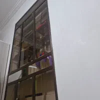 ویترین دیواری الومینیوم