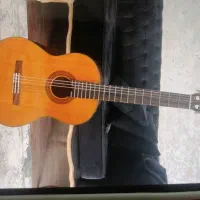 یک گیتار یاماها اصل c70 .|گیتار، بیس، امپلیفایر|مشهد, امامیه (شهرک غرب)|دیوار