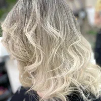 رنگ و کراتین|خدمات آرایشگری و زیبایی|ارومیه, |دیوار