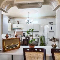 آپارتمان دوطرف نور ۱۰۷ متر خیابان ۵ آذر