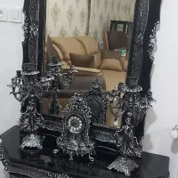 آینه و شمعدان و ساعت